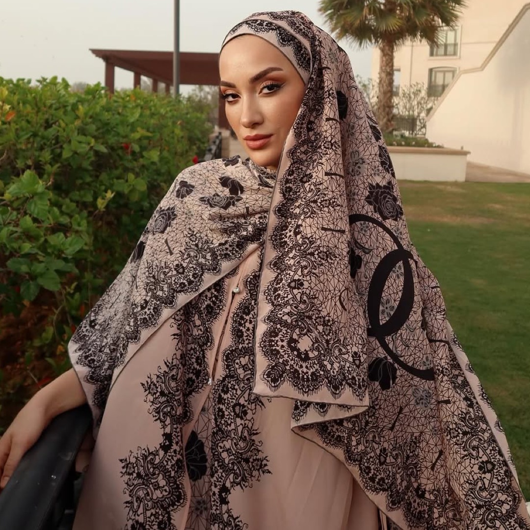 Gül Dantel Pudra Krep İpek Elbise Şalı - Imannoor